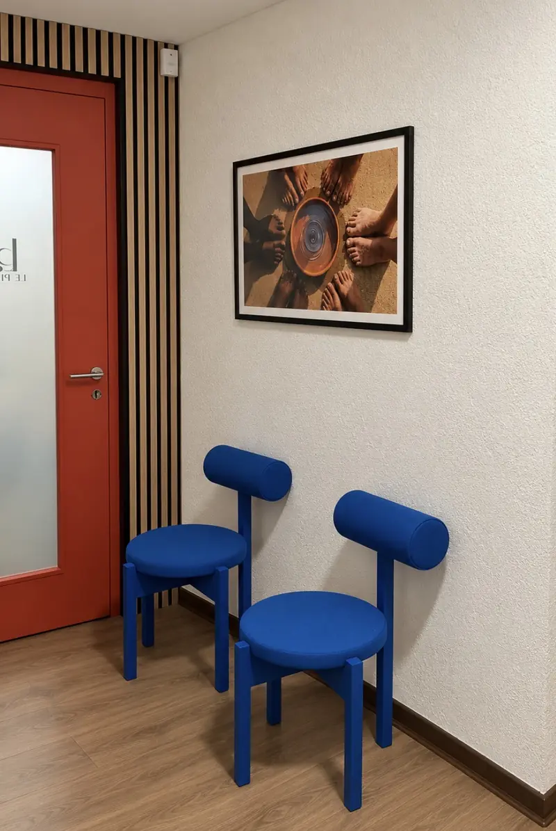 Salle d'attente du cabinet LE PIED